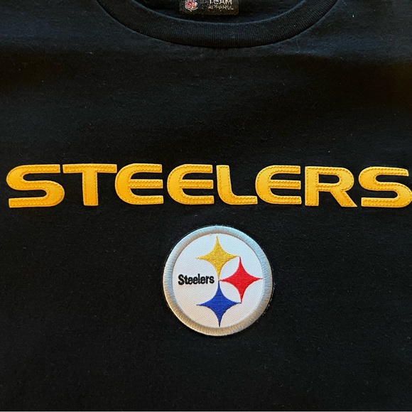 NFL official Steelers T-shirt – size small - Picture 2 of 3